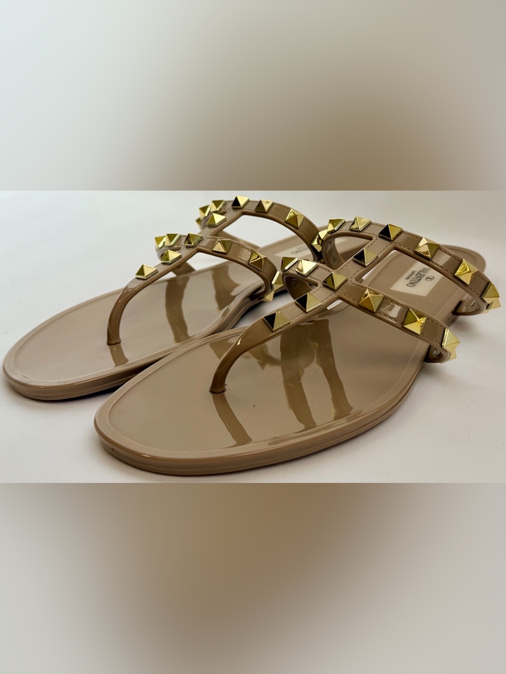 Valentino Garavani Rockstud Nude Jelly Studded T-Strap Thong Sandals EU 38 - Picture 5 of 12